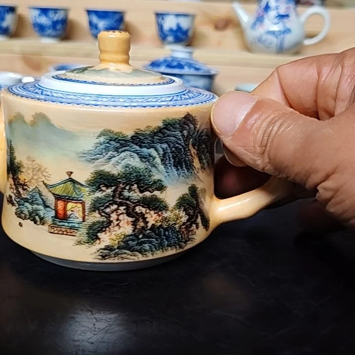 兰***姐景德镇陶瓷茶具套装摆件壶