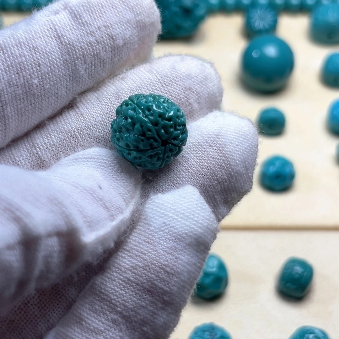 未镶嵌绿松石金刚