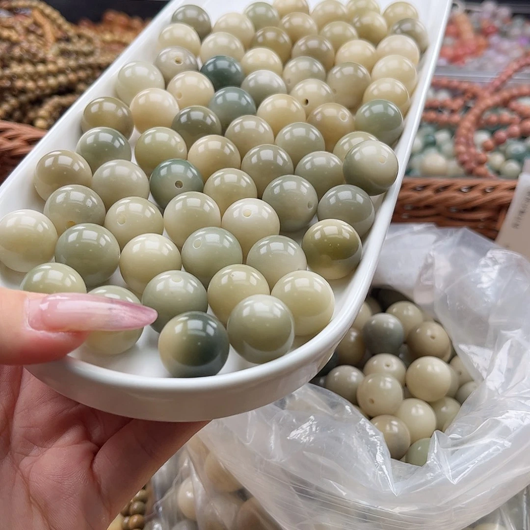 白玉菩提吊坠b微瑕16-17mm/10+4颗
