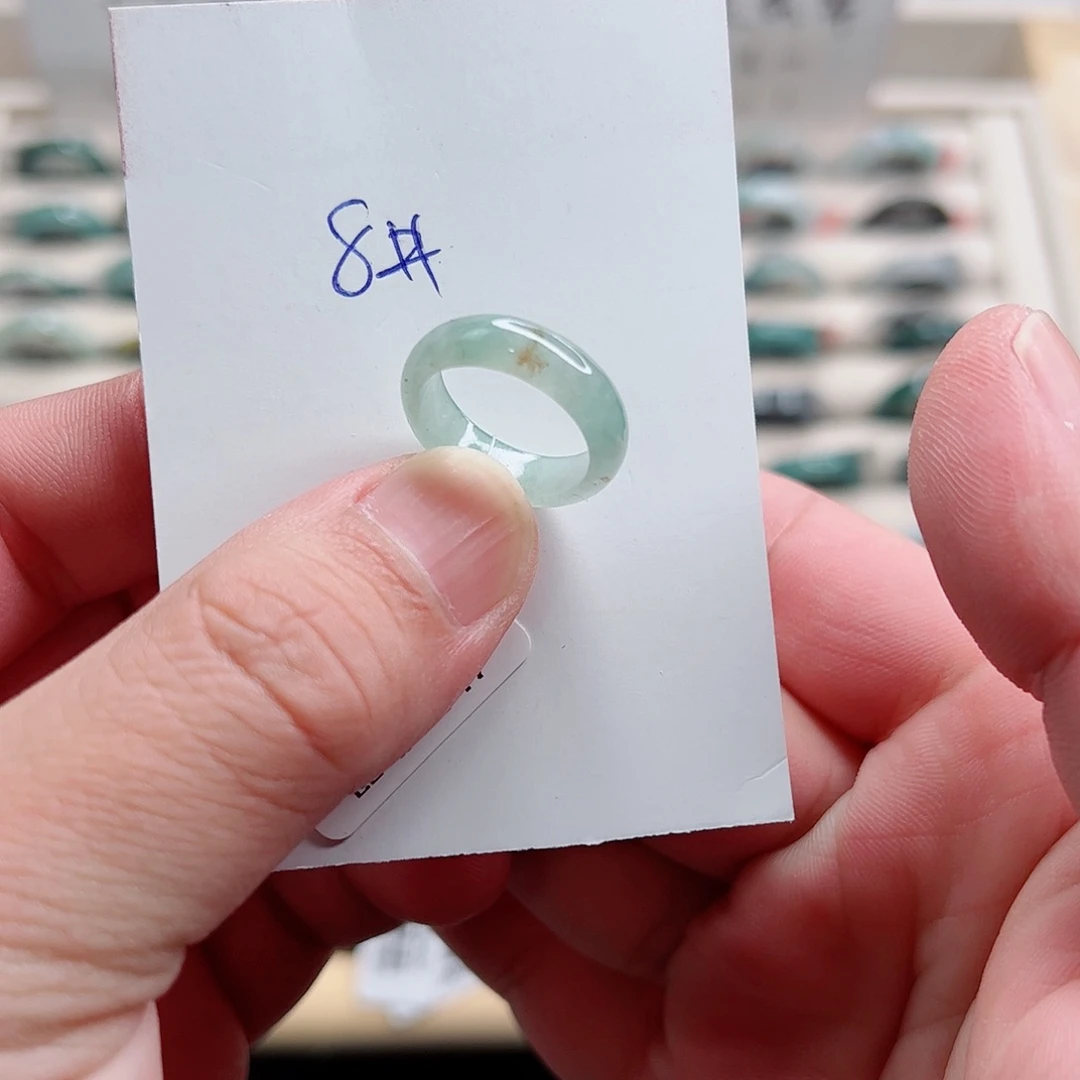 翡翠未镶嵌戒指翡翠