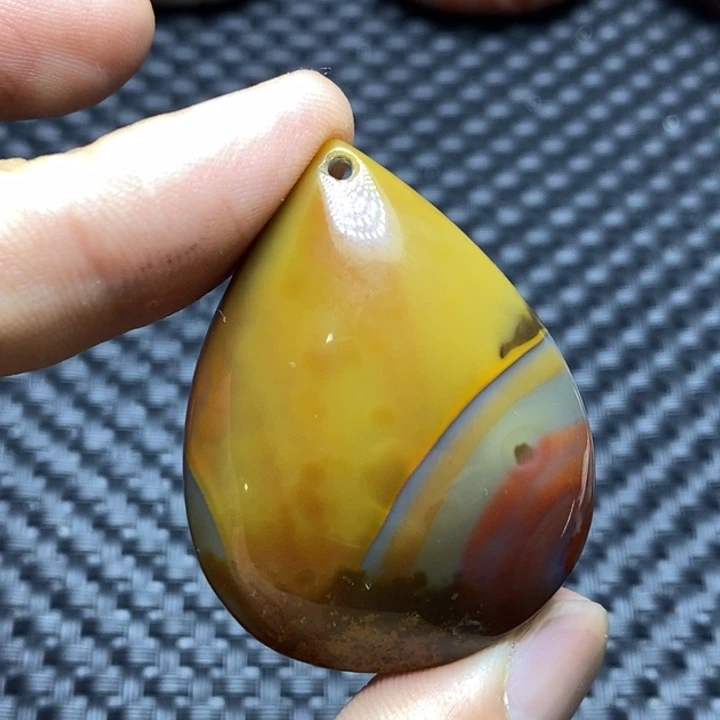 玛瑙/玉髓颈饰未镶嵌老**o