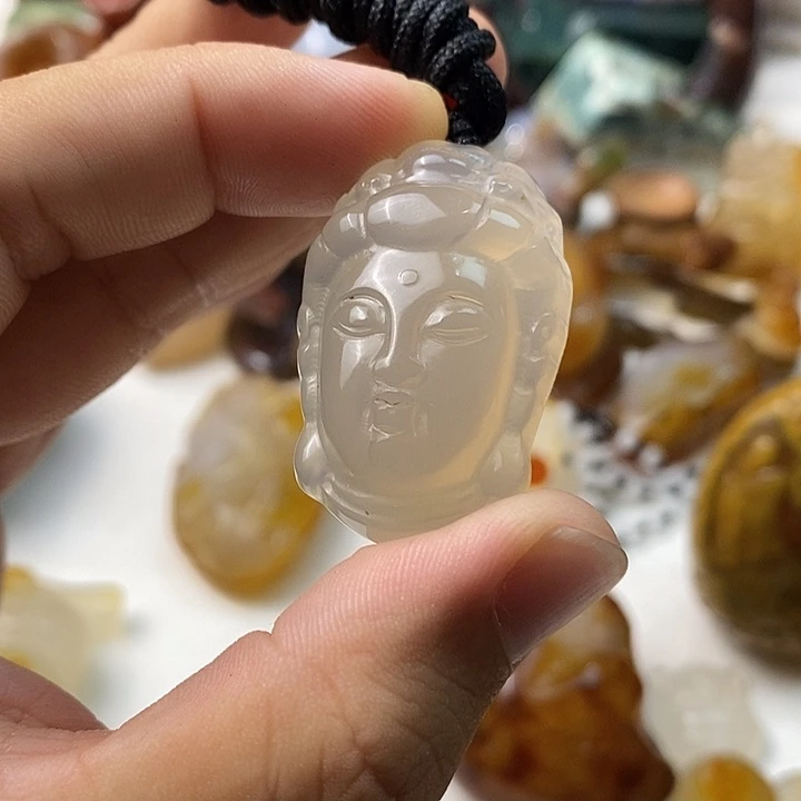 未镶嵌颈饰玛瑙/玉髓