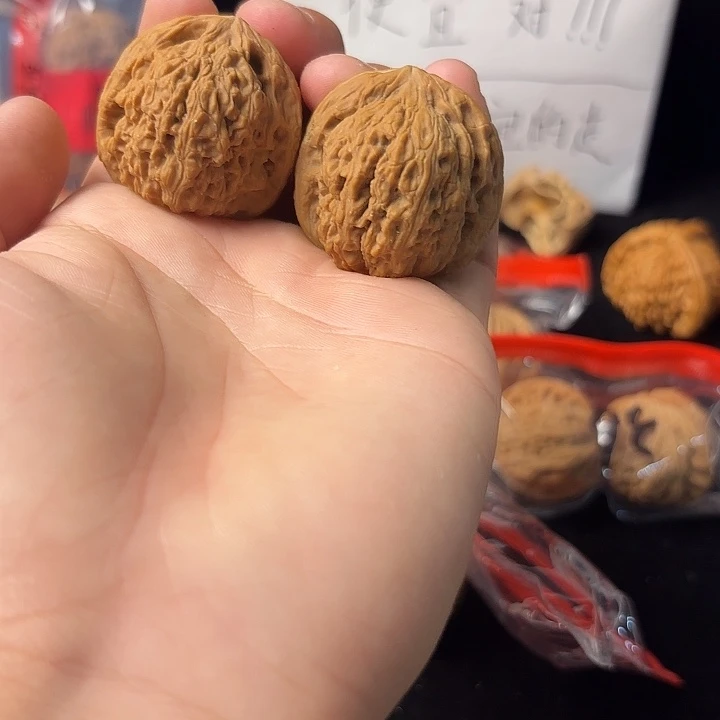 大叶紫檀（黑酸枝木类）