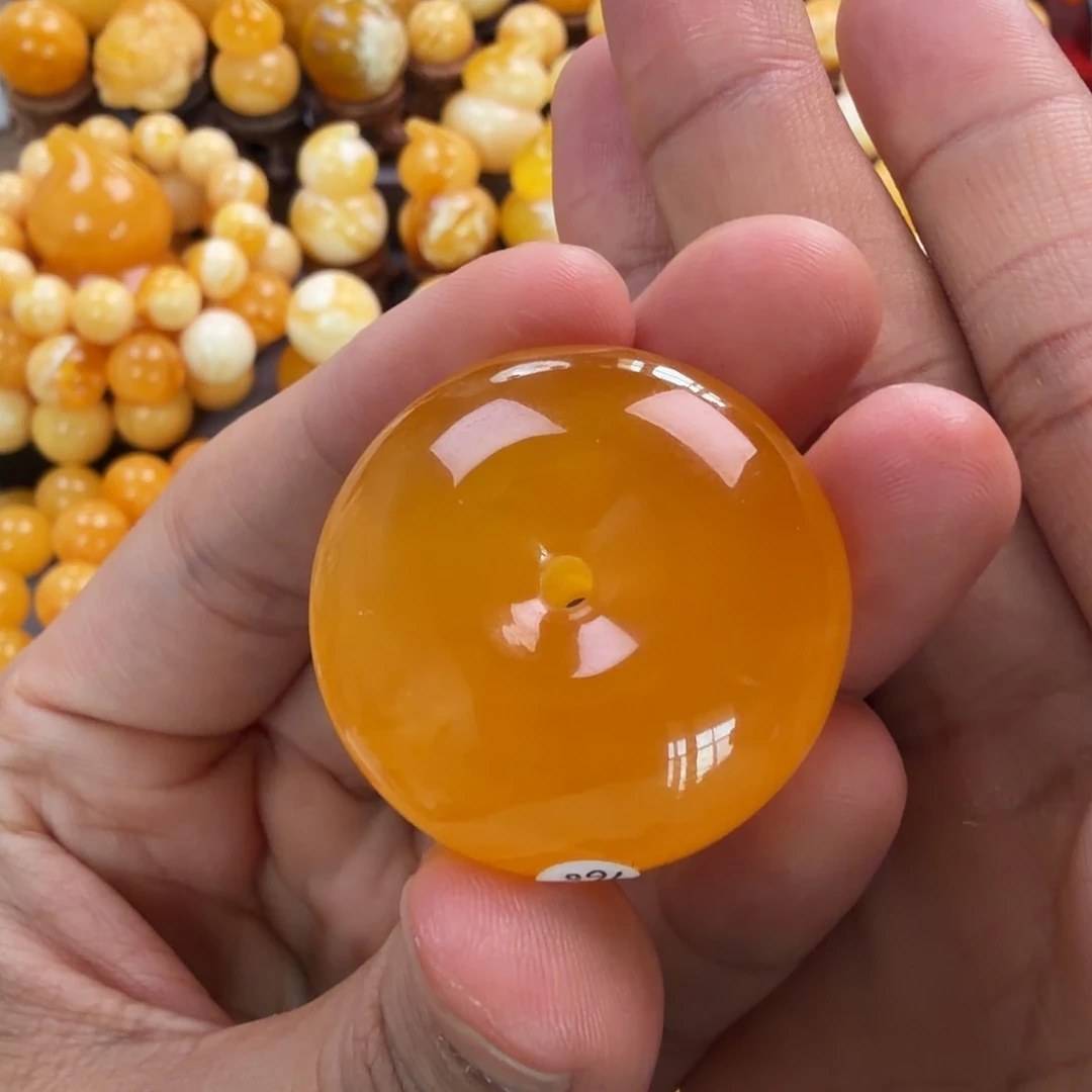琥珀未镶嵌珠宝奇石11g