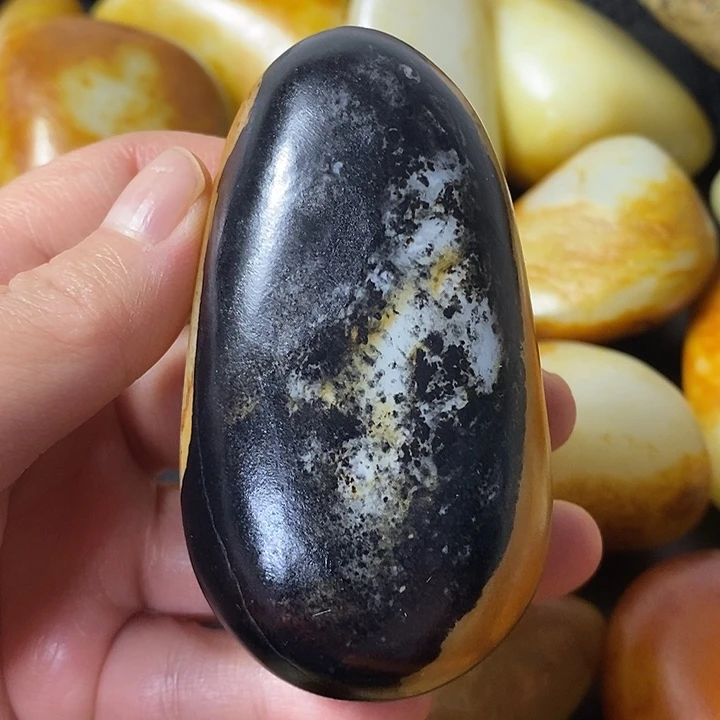 用***6和田玉未镶嵌挂件