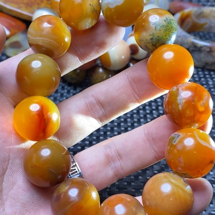 玛瑙/玉髓颈饰未镶嵌