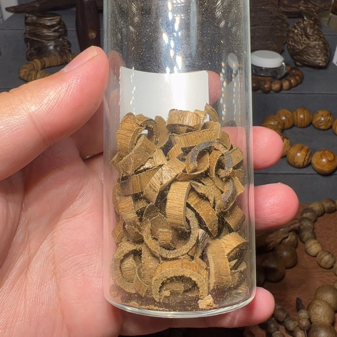 沉香碎屑沉香文莱甜甜圈1克装