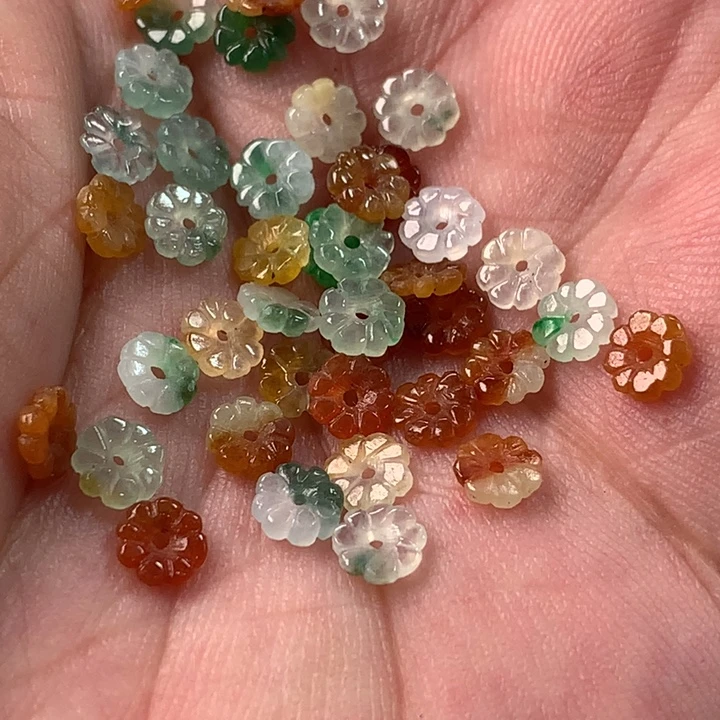 柚***子定制翡翠未镶嵌翡翠