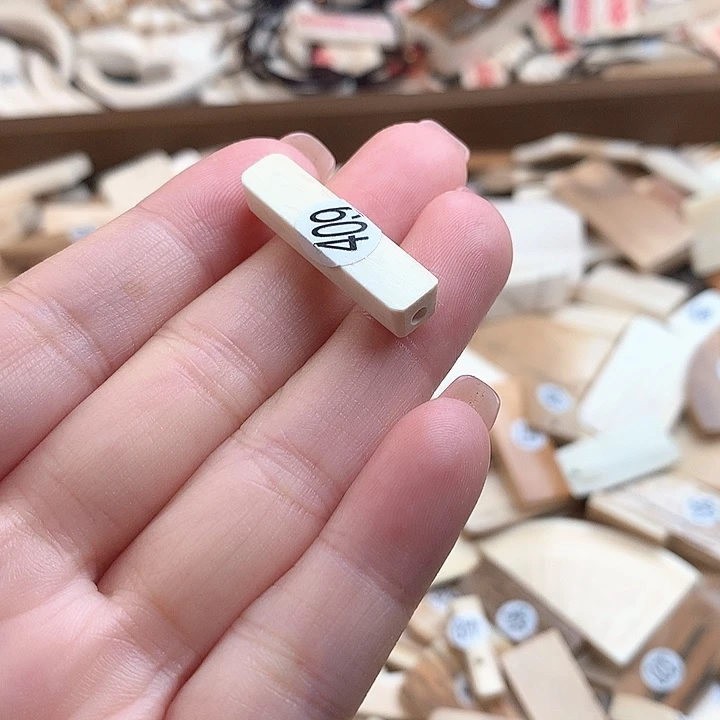 泥塑不打孔联系客服