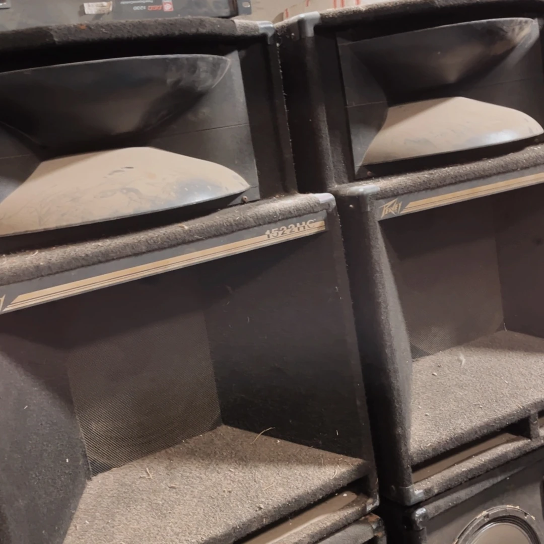 8新百威黑寡妇一对，包邮