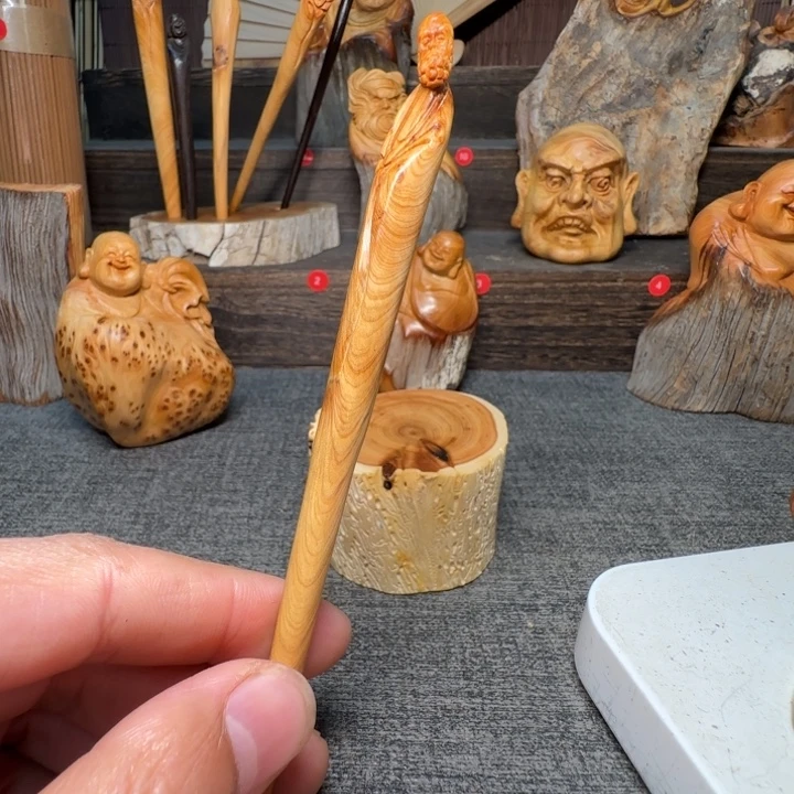 抹****柏木（崖柏）好吧好嘛好吧