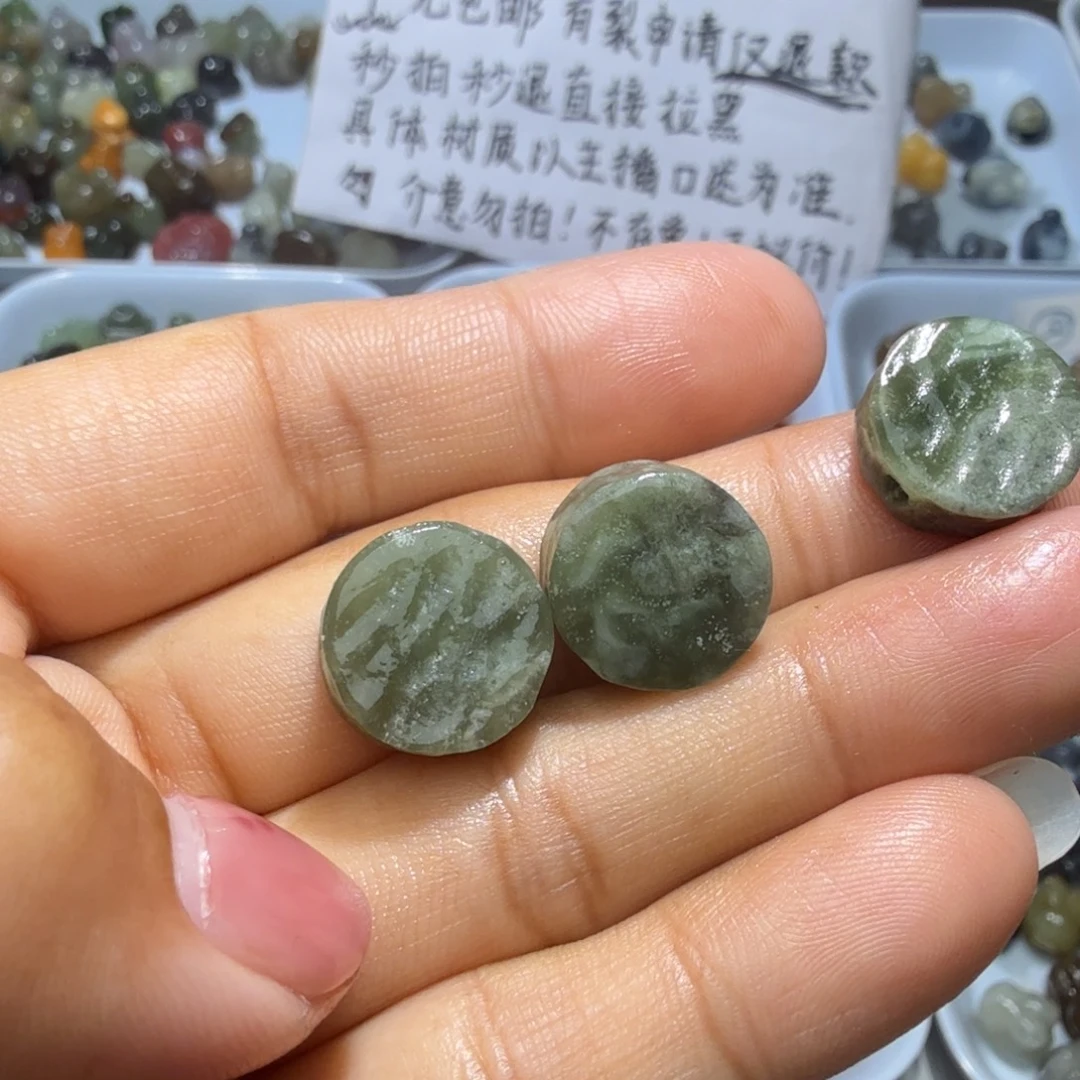 和田玉未镶嵌珠宝奇石右面送