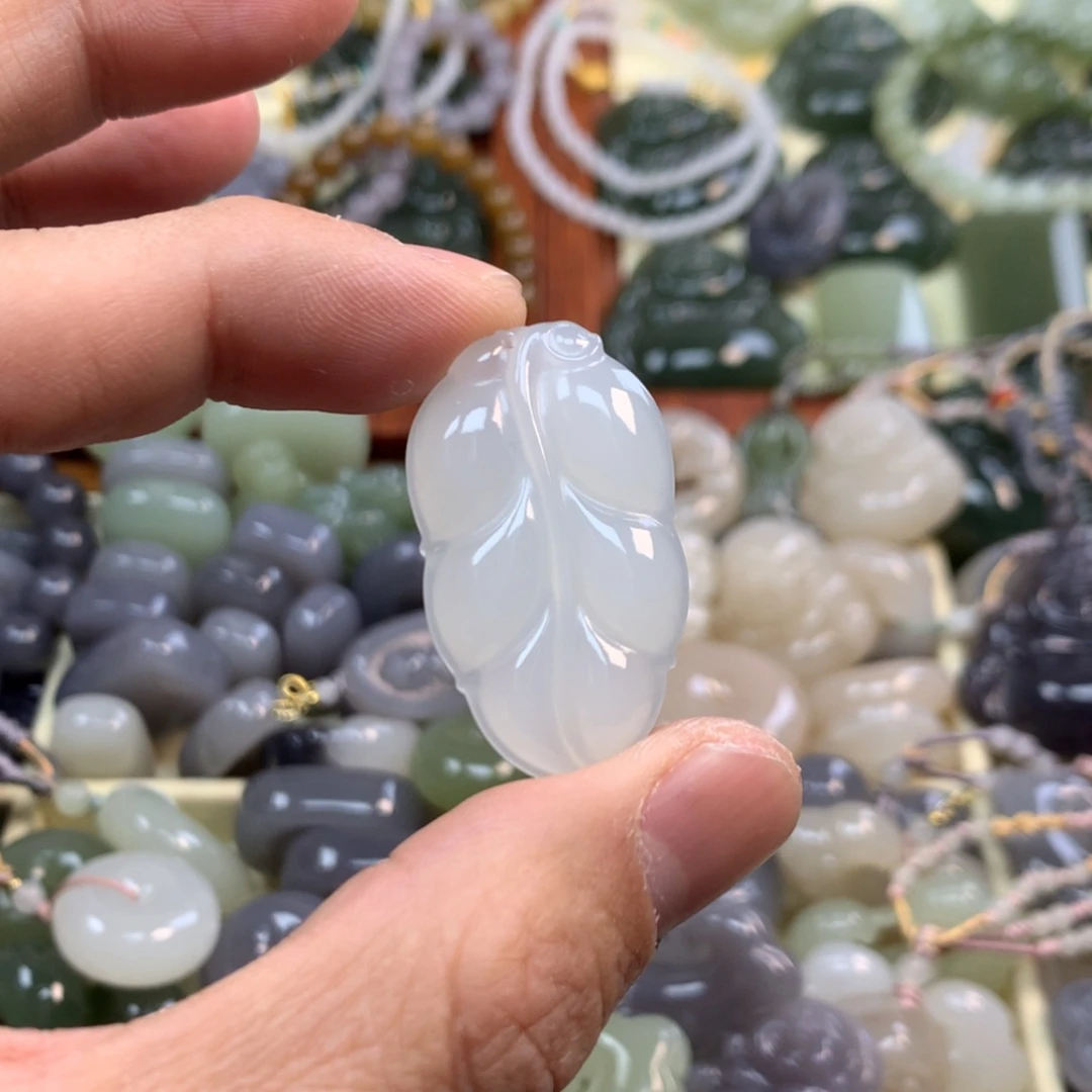 【闪购商品】和田玉颈饰未镶嵌@*芝