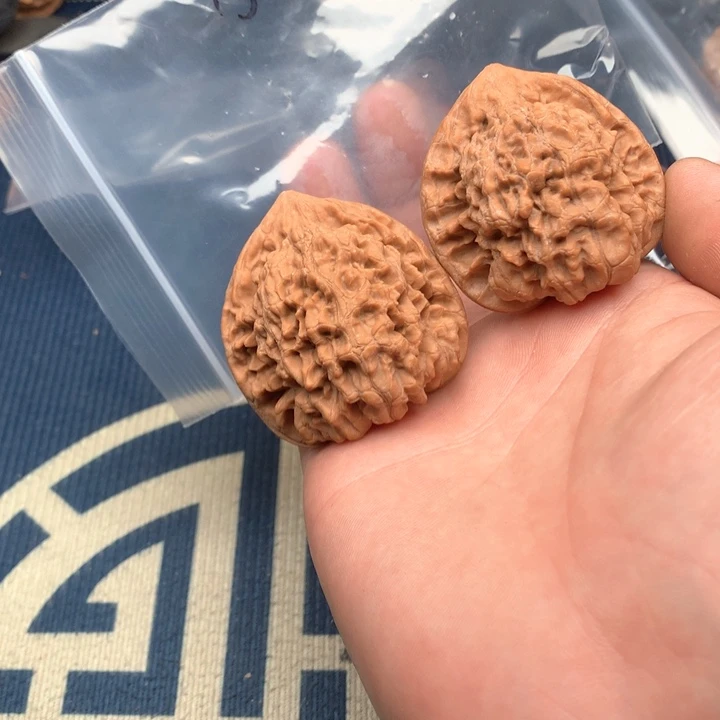 文玩核桃吊坠官帽福利156