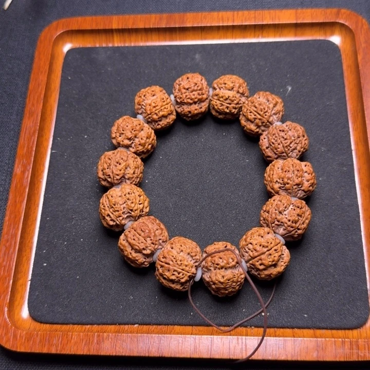 手串金刚菩提20号梅花峰窝