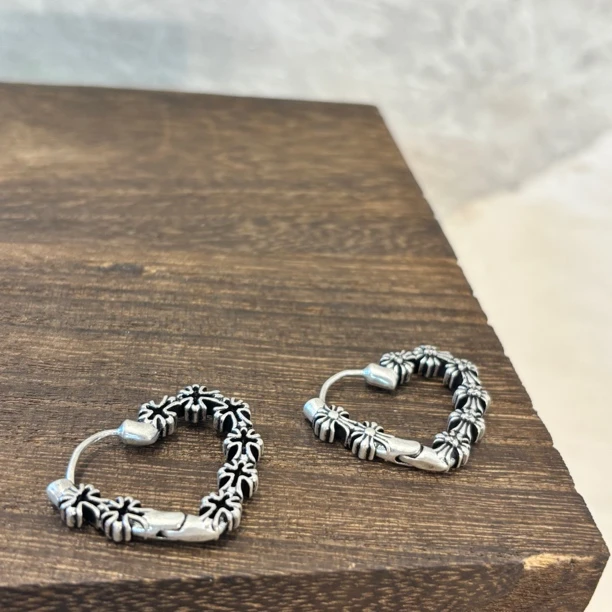 铜合金耳饰 镂空爱心十字耳环EH3053