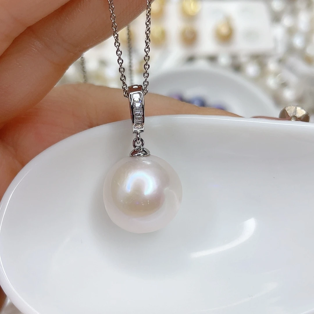 淡水珍珠合金吊坠(赠链)