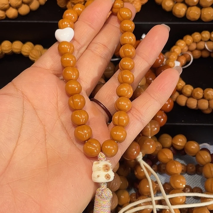 猴头核桃手串猴头