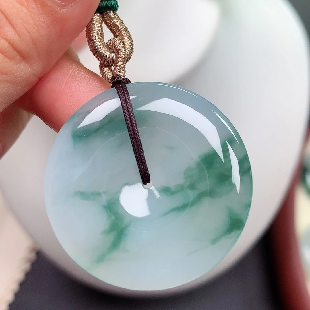 翡翠未镶嵌颈饰平安扣 34.5x5.7mm