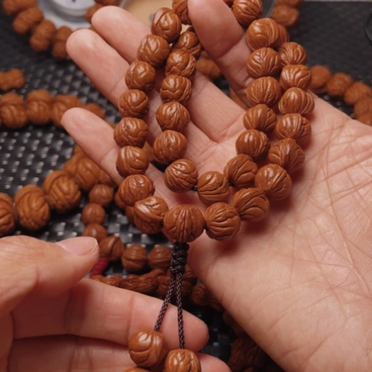 桃核手串龙纹桃核