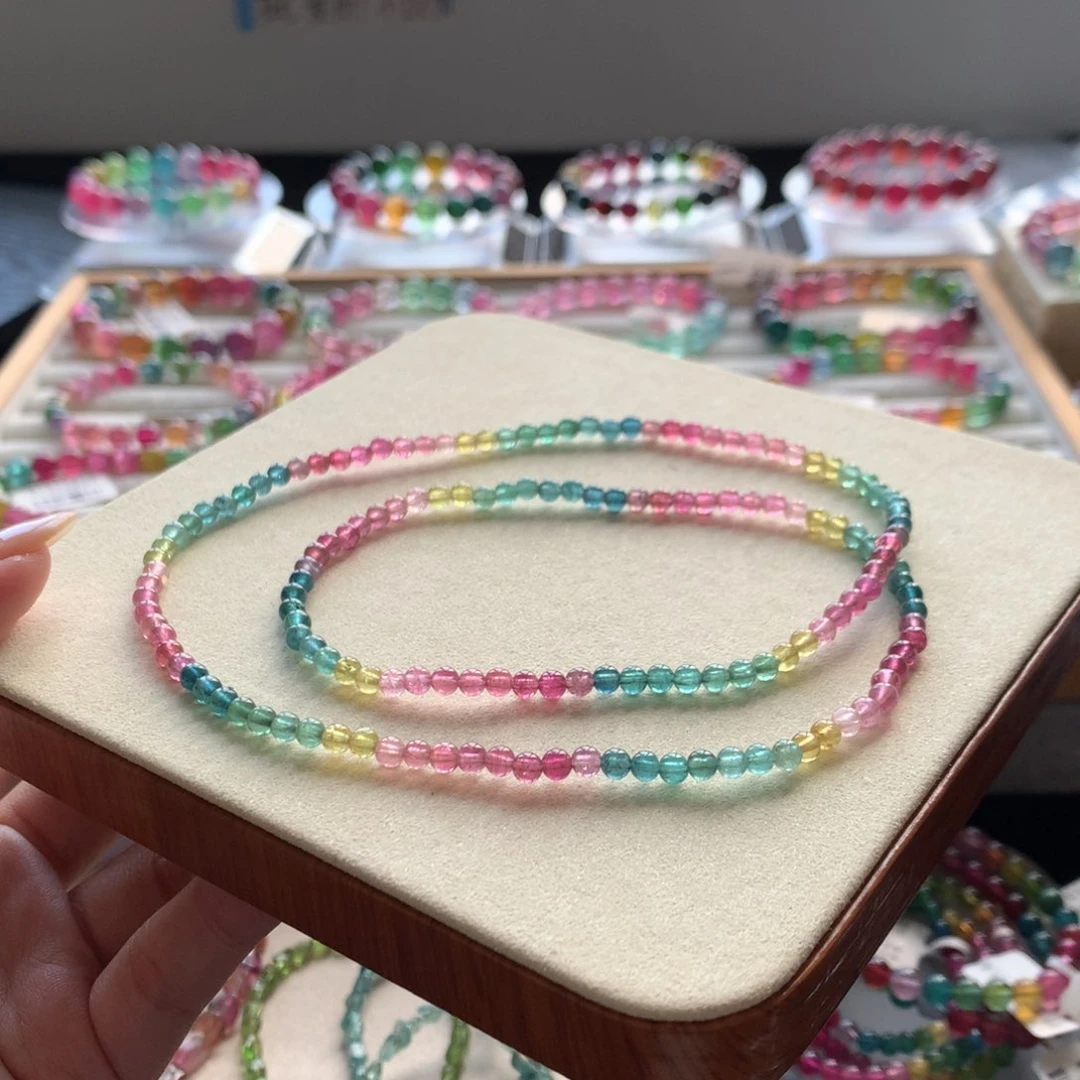 手链未镶嵌碧玺不退换