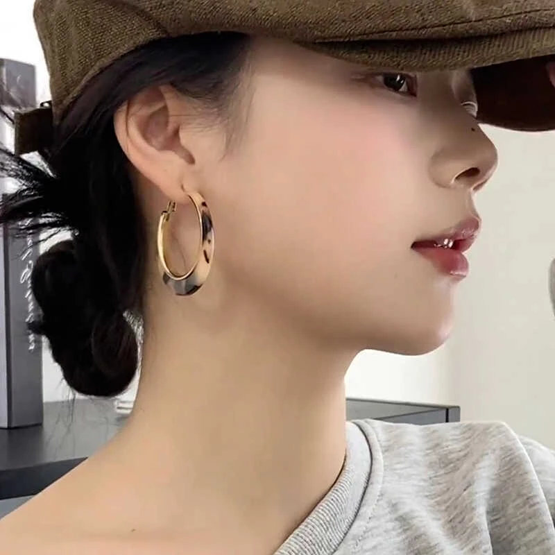 合金亚克力耳饰 高级感豹纹夸张耳圈百搭耳环今年新款欧美大圈圈