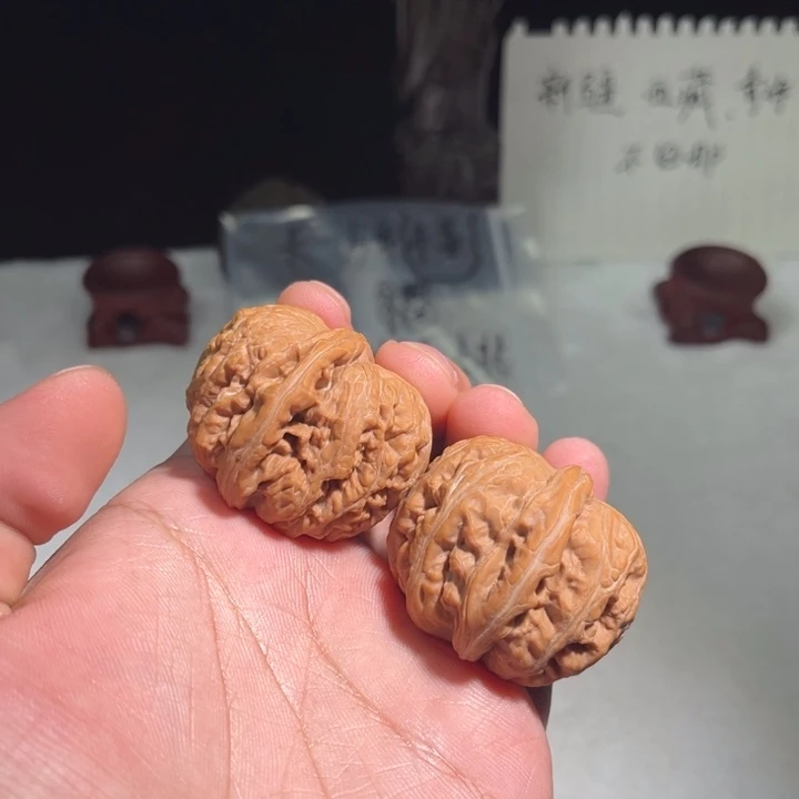 吊坠文玩核桃文玩核桃