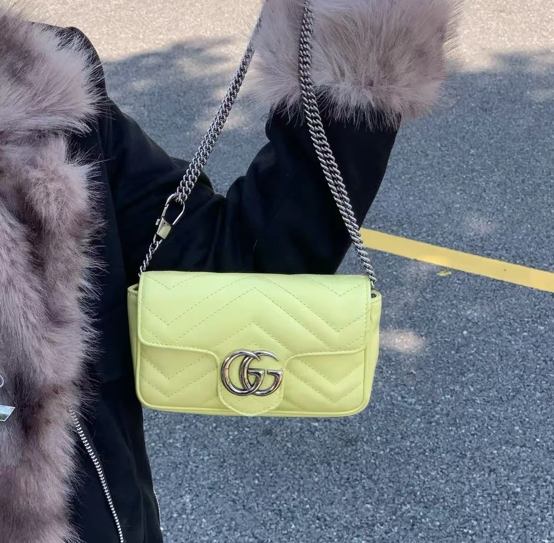 95新 GUCCI/古驰 GGS古驰马蒙super mini黄银牛皮单肩包46145885