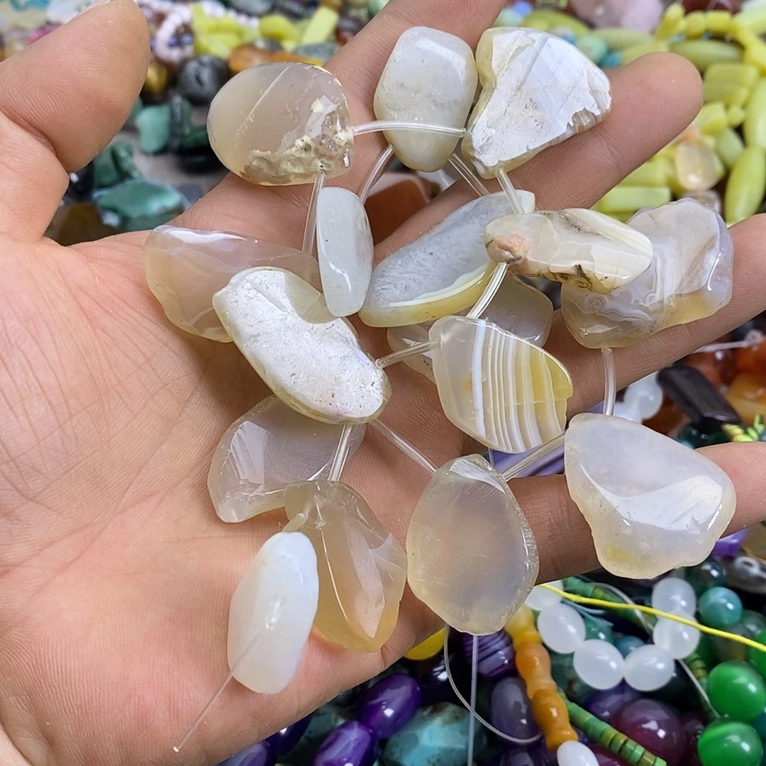 玛瑙/玉髓未镶嵌珠宝半成品玛瑙片片一条装