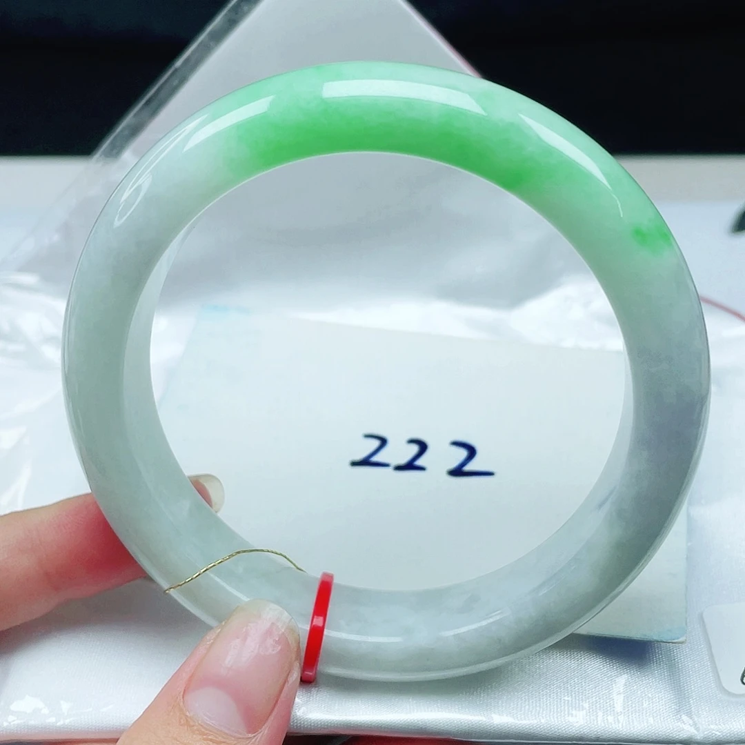 翡翠未镶嵌手镯正圈60.8