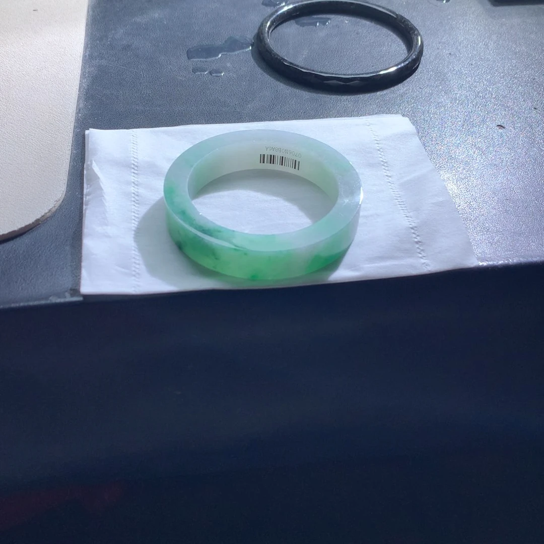 定制翡翠手镯未镶嵌