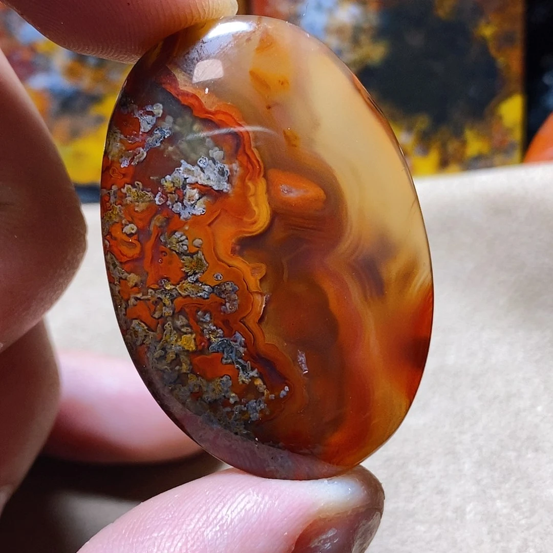 玛瑙/玉髓颈饰未镶嵌担**月