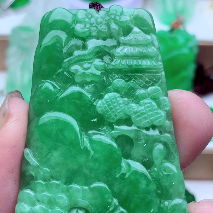 翡翠未镶嵌吊坠(不含链)