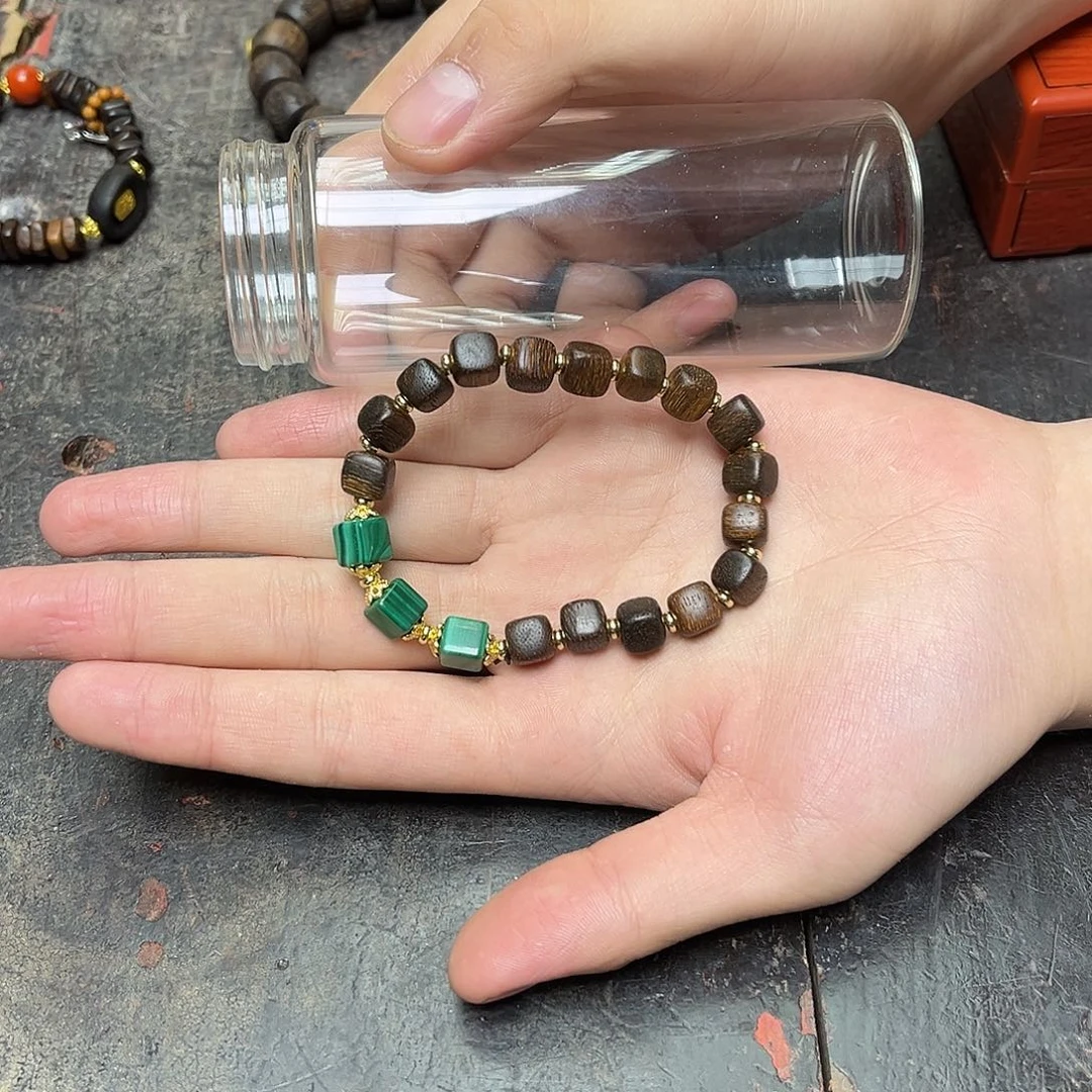 大叶紫檀（黑酸枝木类）