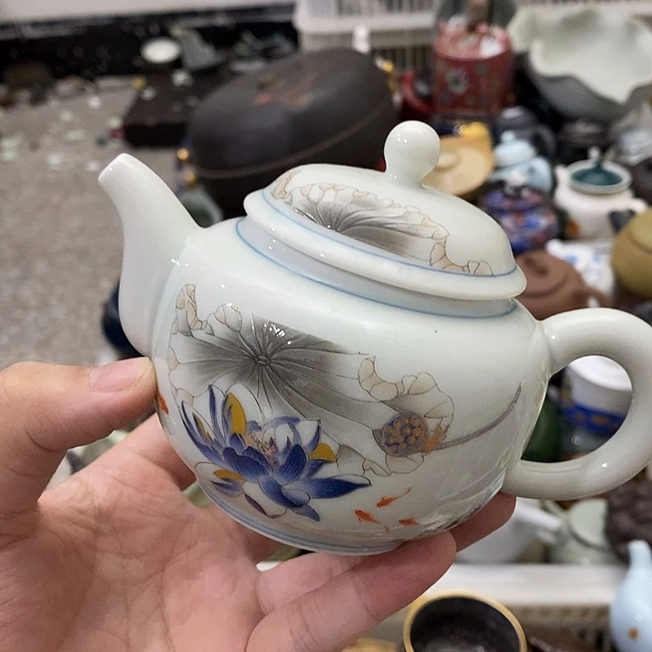 陶瓷艺术品及陶瓷壶