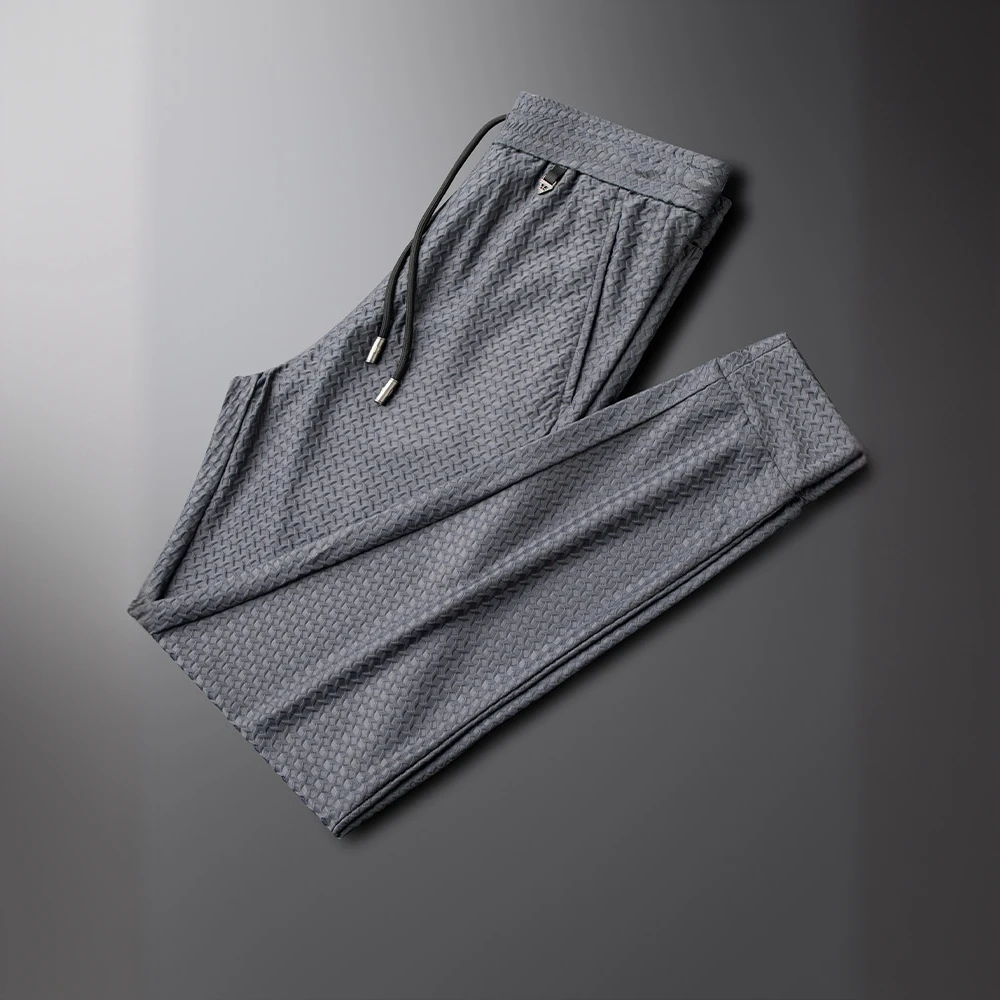 肯梅灵列新款千鸟格冰丝灰色休闲运动裤男修身透气束脚速干卫裤