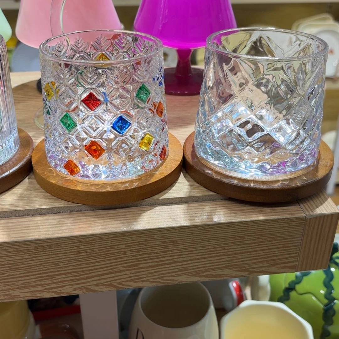 瓷两个两个两个两个