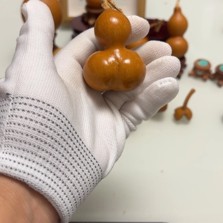 ****童天然手捻老皮葫芦