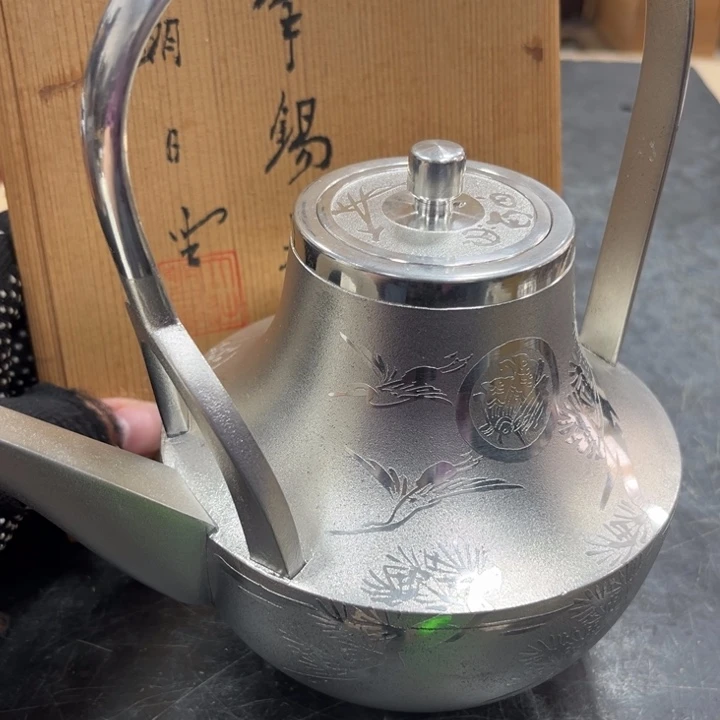 瓷片已*置瓷工艺品摆件