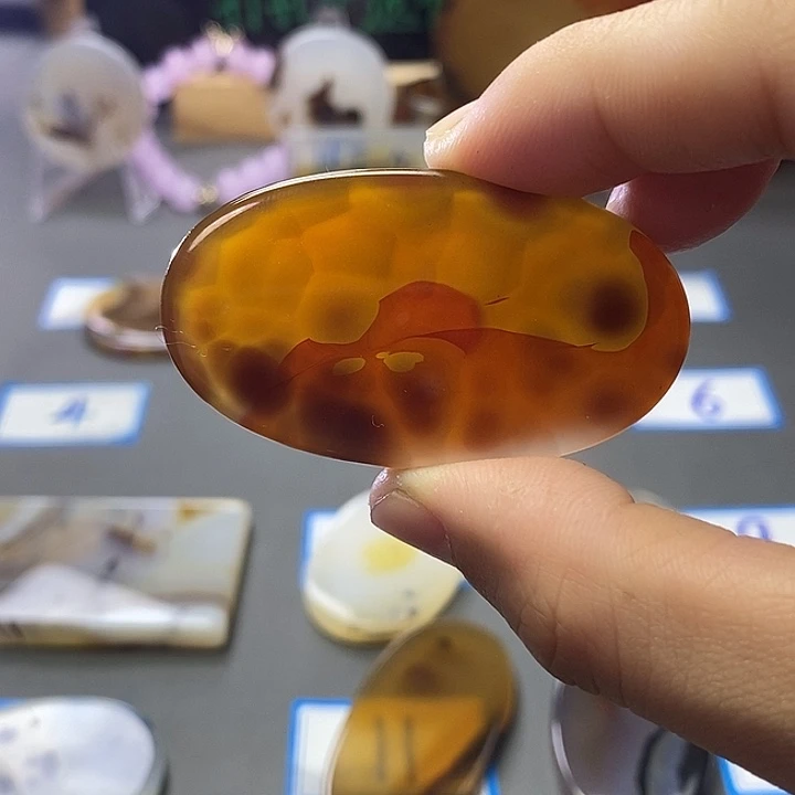 玛瑙/玉髓未镶嵌珠宝半成品