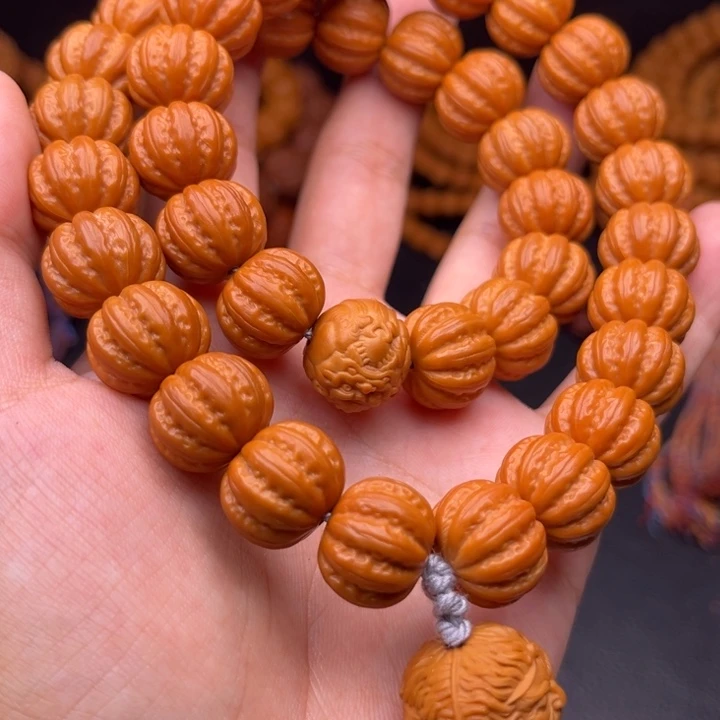 文玩核桃吊坠好八愣手持38➕2顶貔貅坠双面大圣