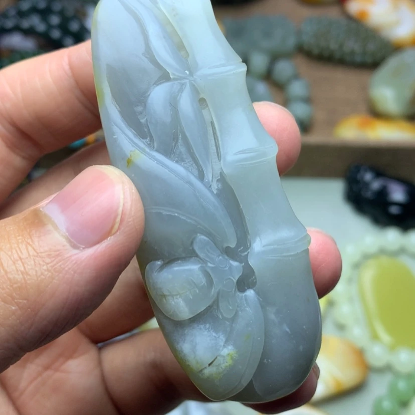 【闪购商品】颈饰未镶嵌和田玉