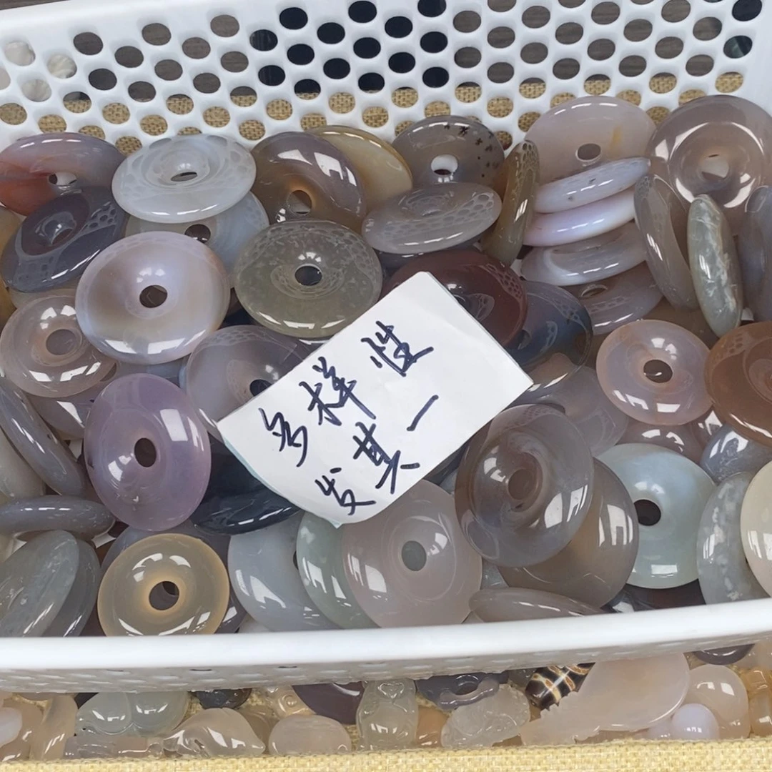 玛瑙/玉髓未镶嵌颈饰