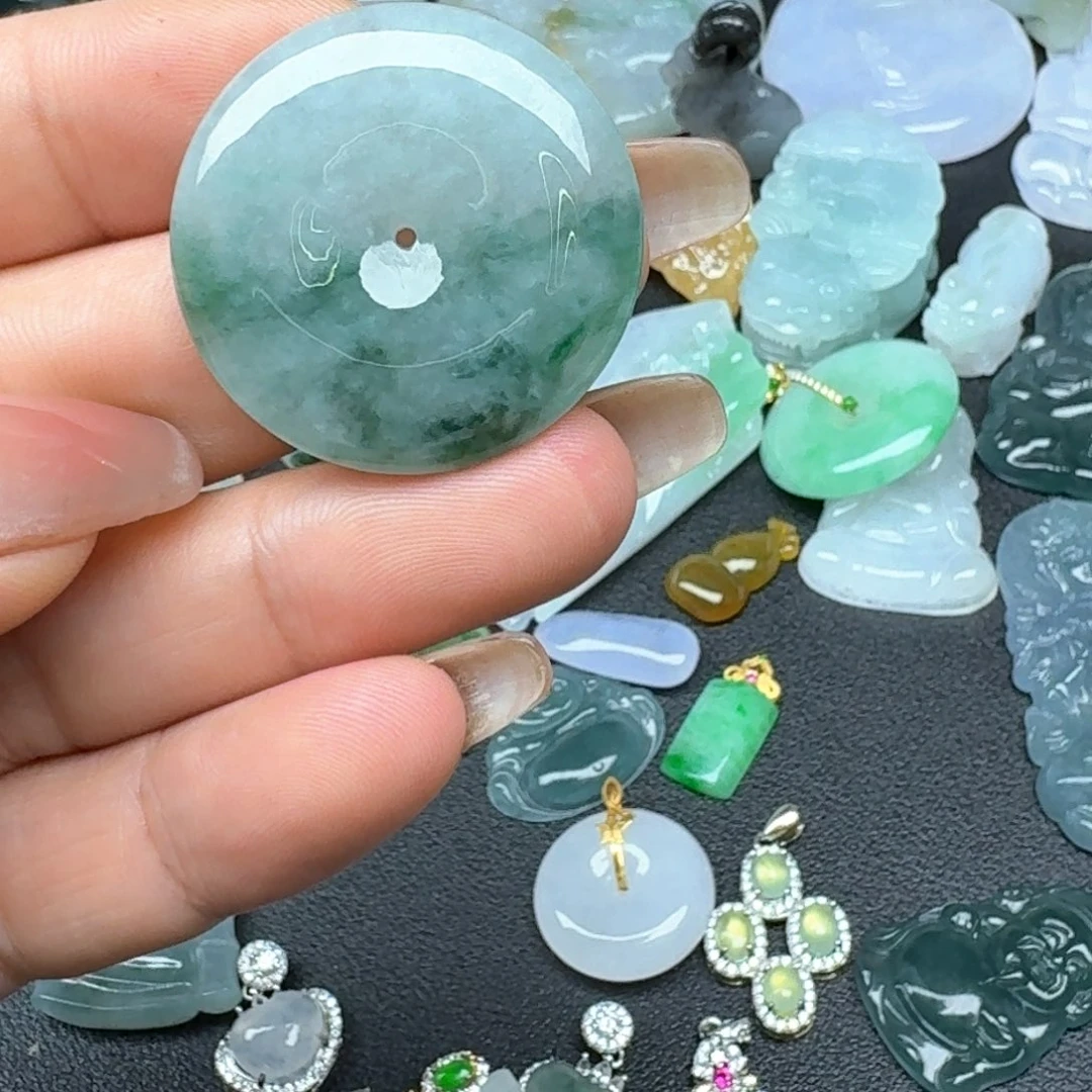 翡翠未镶嵌吊坠(不含链)