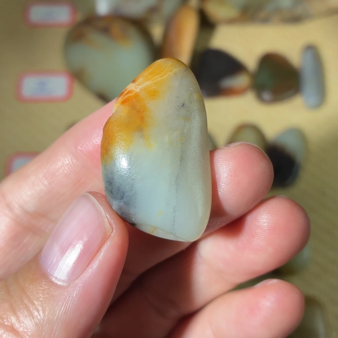 和田玉（糖玉）未镶嵌挂件19.4