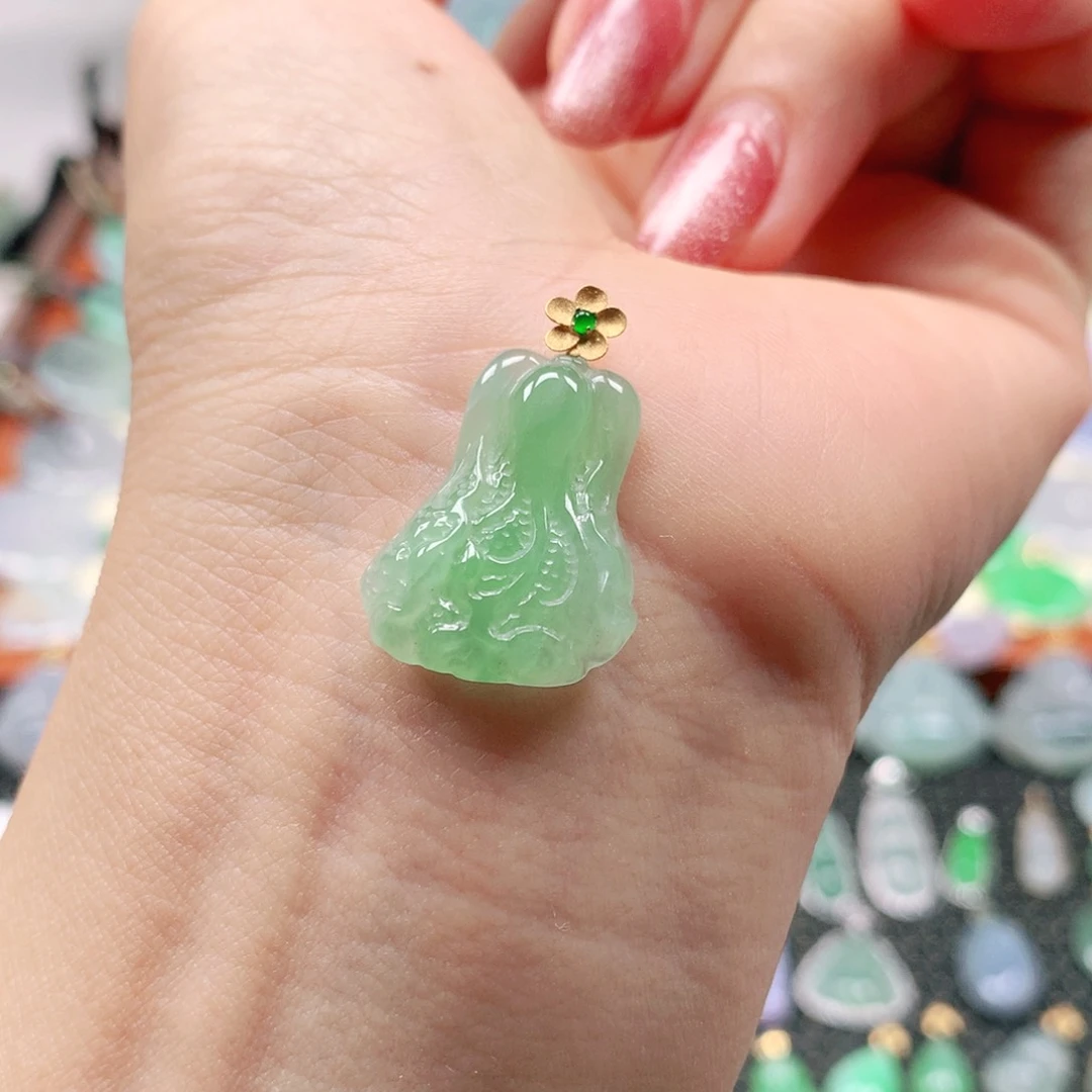 翡翠18K金镶嵌吊坠(不含链)