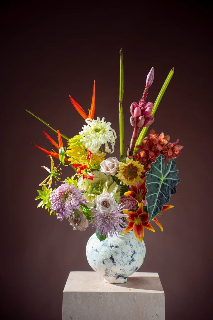 【蕉粉花蓉】Lin花花原创设计鲜花花束搭配昆明家用高品质瓶插花