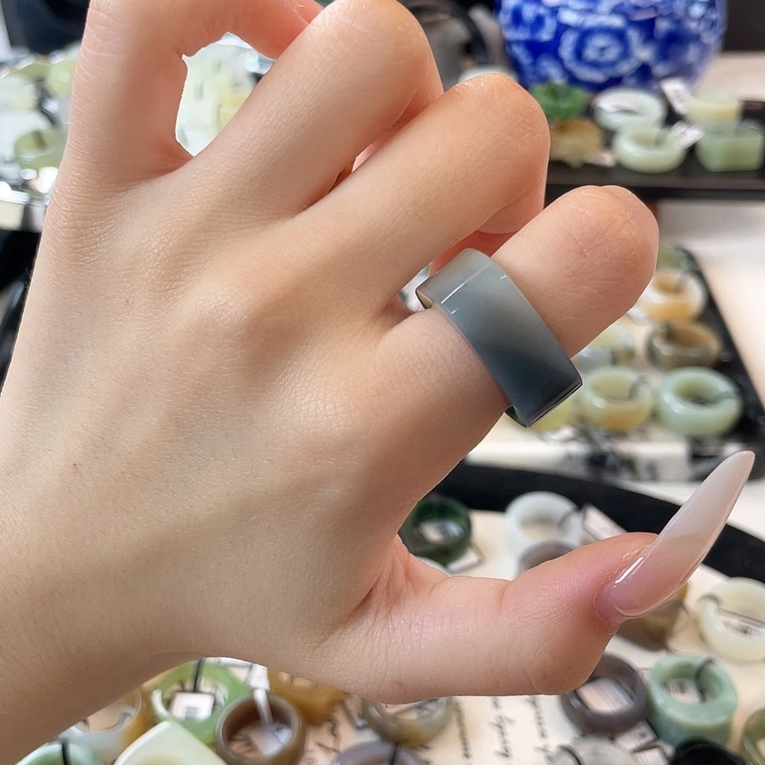 和田玉未镶嵌戒指c13 半墨青花方戒17.3