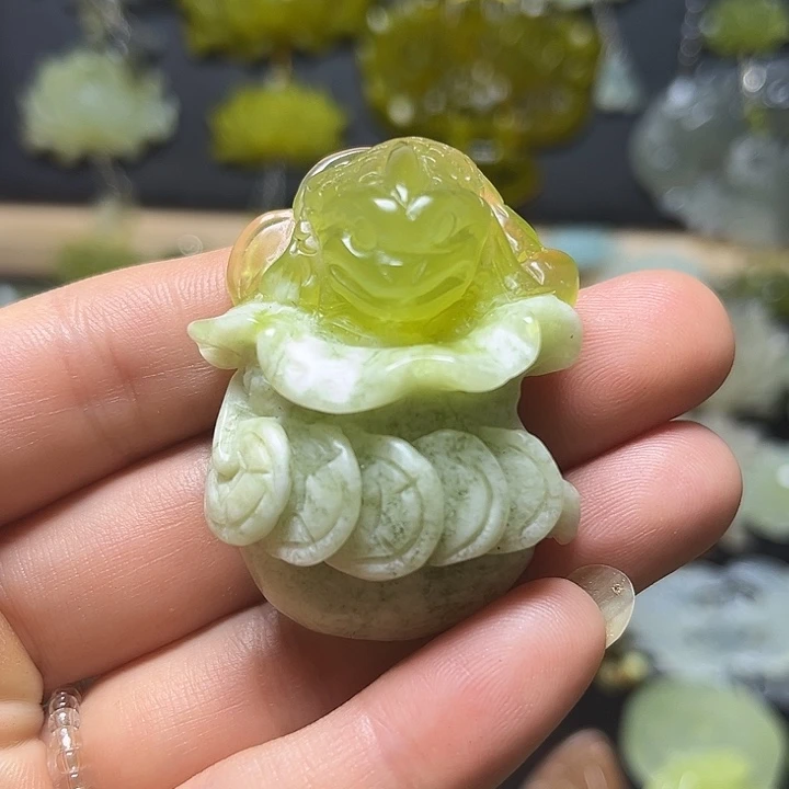 未镶嵌蛇纹石玉颈饰