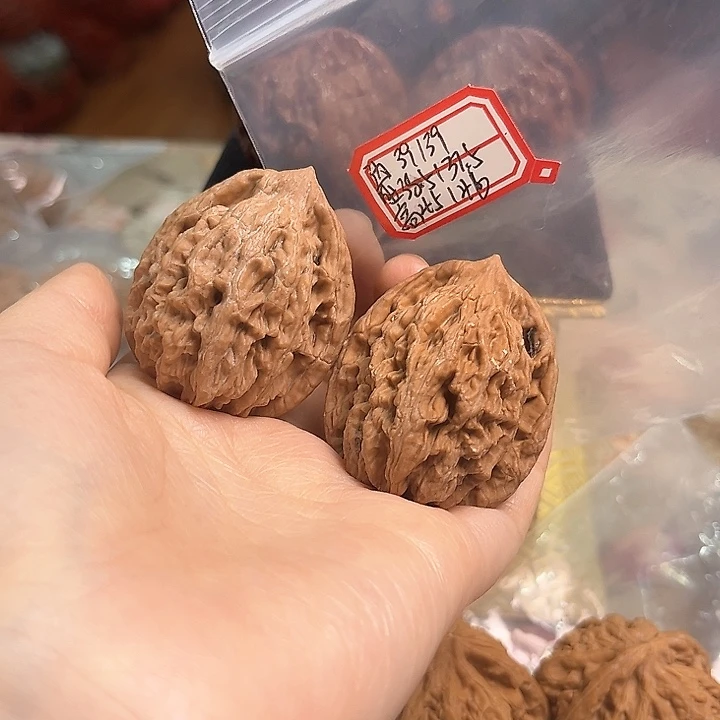 吊坠文玩核桃麦穗虎头